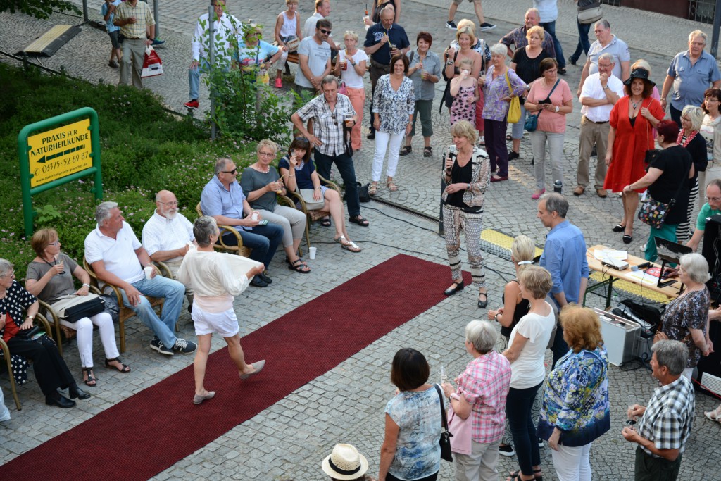 Blick vom Modeversteck-Balkon